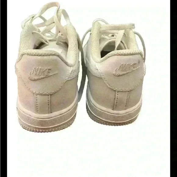 Nike air force 1 gs low top leather size 2.5 Youth EUC - Picture 4 of 8